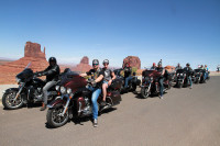 U Navajů v Monument Valley