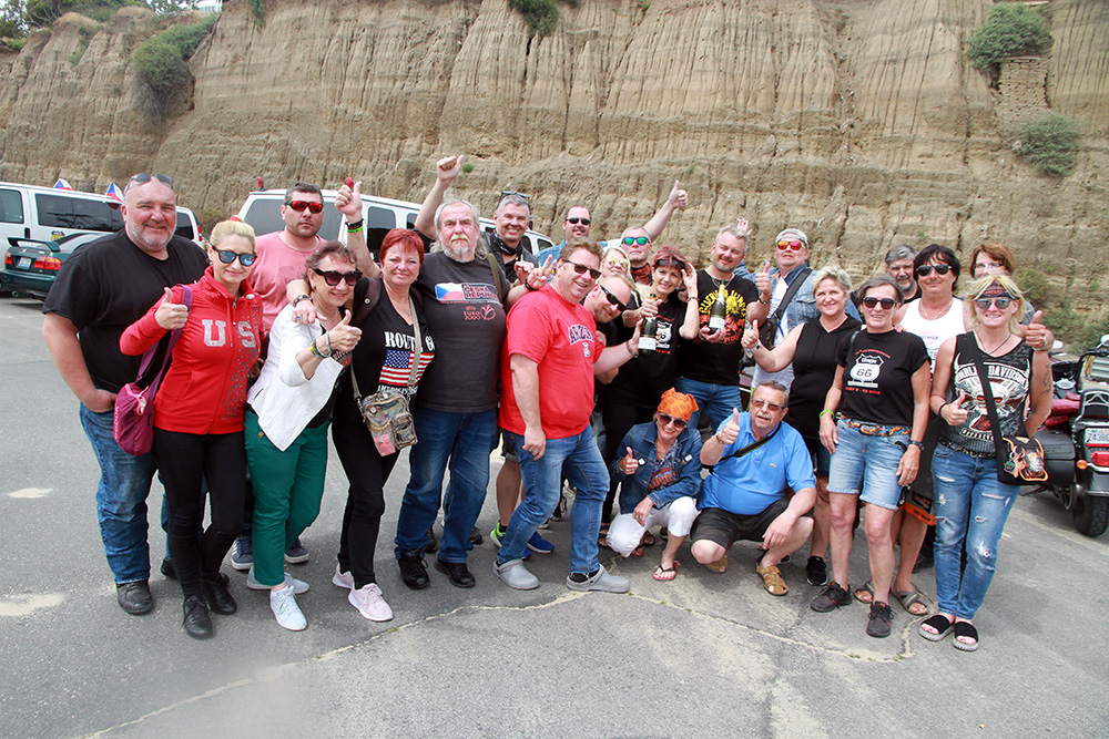 Dvaadvacátá výprava slavně dorazila na konec Route 66!